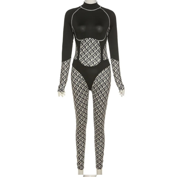 Clothes - Picture 2 of 2